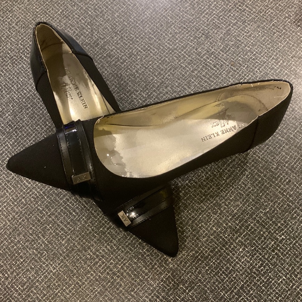 *4/$20* Anne Klein iFlex 2.5” heel - size 7 women's - Picture 2 of 9